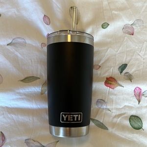 Black. Yeti 20 oz tumblr